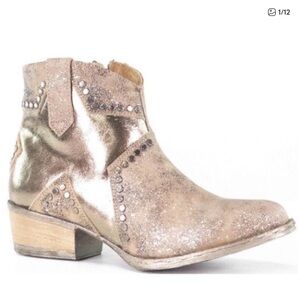 Circle G By Corral Studded Leather Ankle Boots